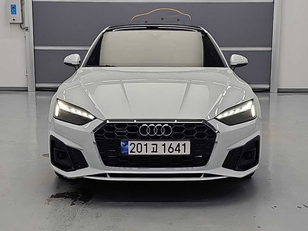 아우디 A5 A5 (F5) 40 TFSI 콰트로 프리미엄 스포트백 이미지 2