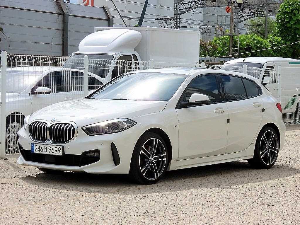 BMW 1시리즈 1시리즈 (F40) 118d M 스포츠 이미지 2