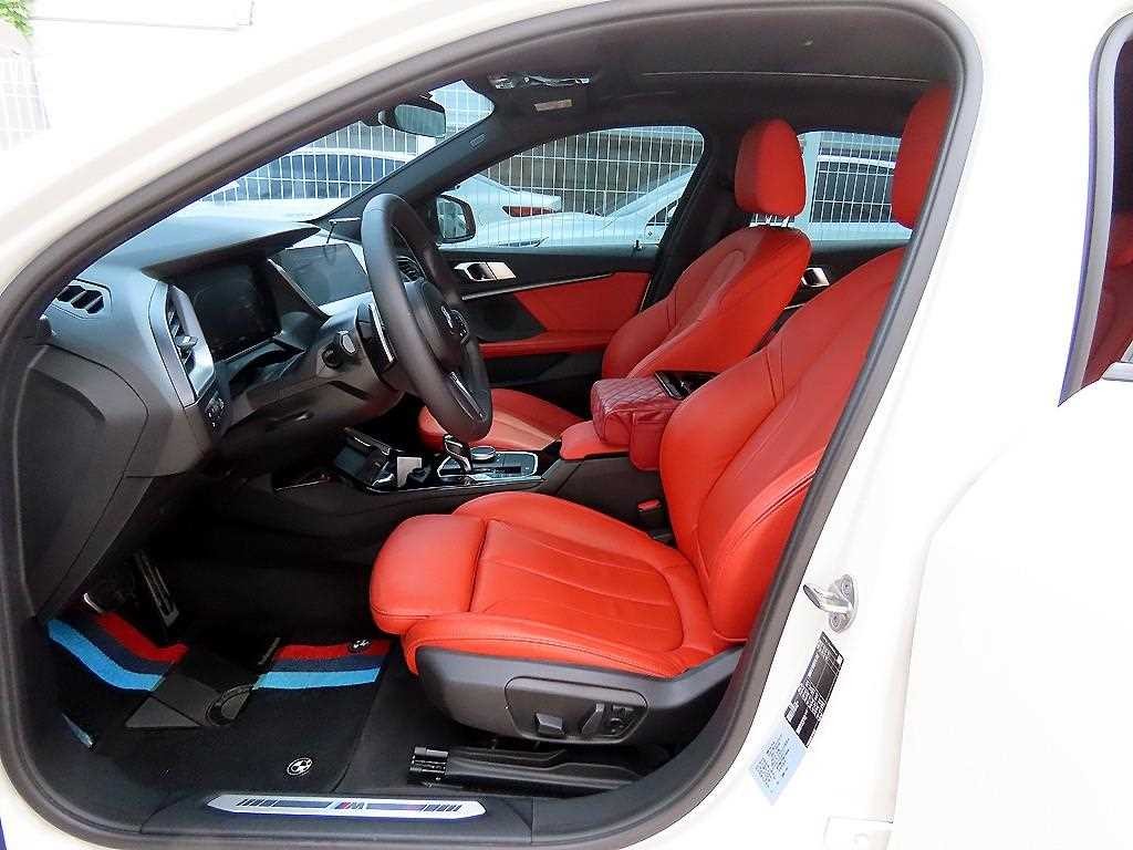 BMW 1시리즈 1시리즈 (F40) 118d M 스포츠 이미지 5
