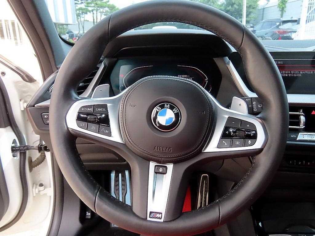 BMW 1시리즈 1시리즈 (F40) 118d M 스포츠 이미지 8