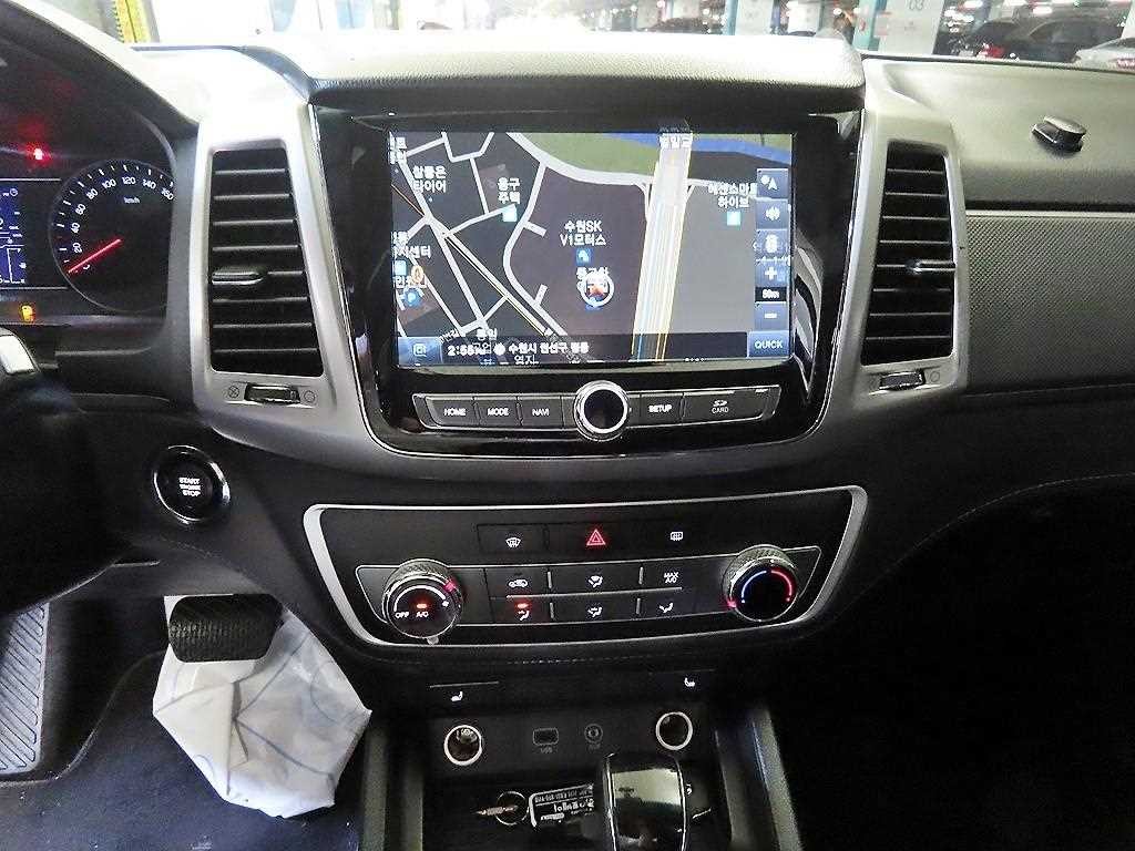 KG모빌리티(쌍용) 렉스턴 렉스턴 스포츠 2WD 디젤 2.2 어드벤처 이미지 11