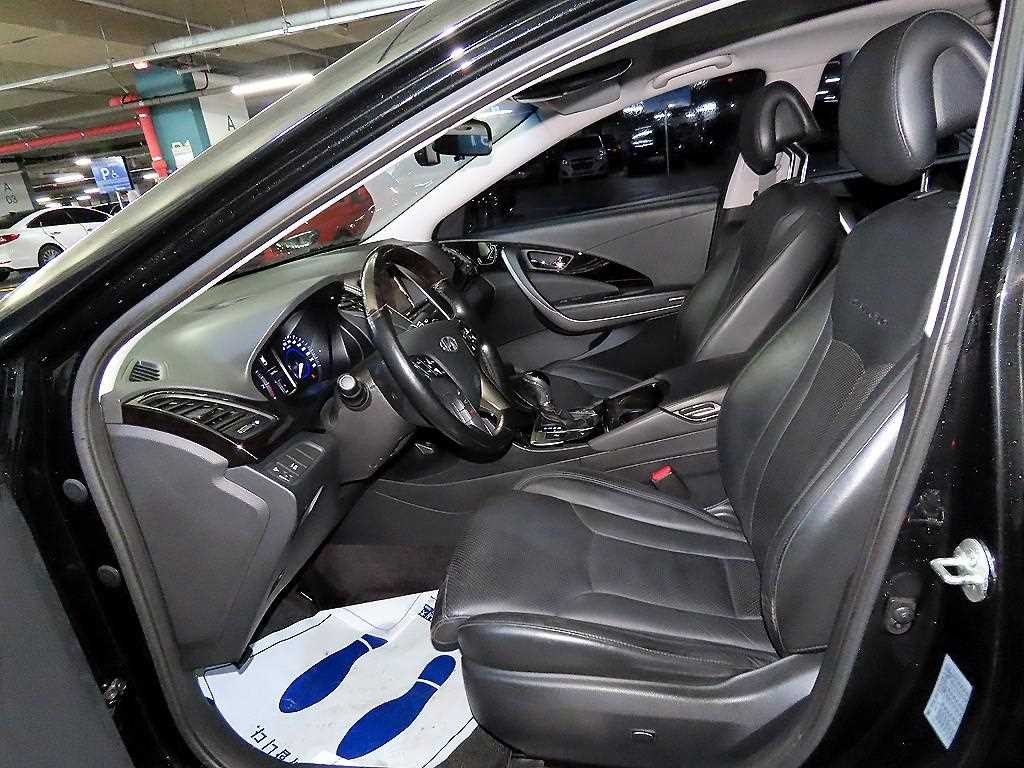 현대 그랜저 그랜저 HG HG240 LUXURY 이미지 6