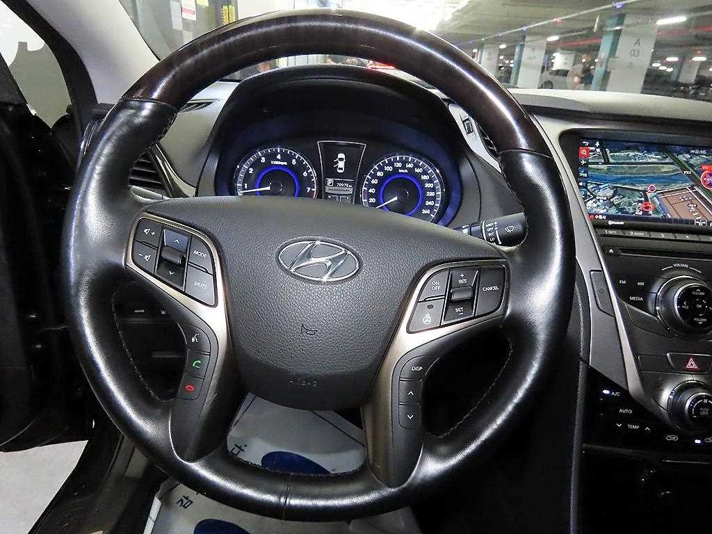 현대 그랜저 그랜저 HG HG240 LUXURY 이미지 8
