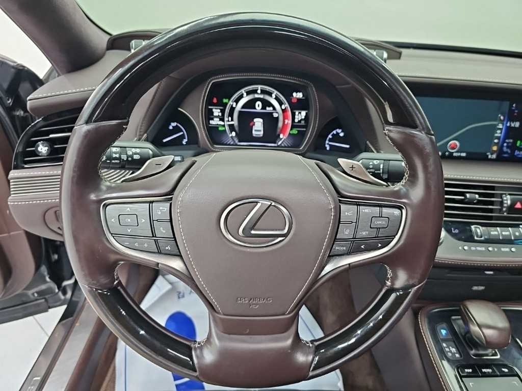 렉서스 LS LS500 3.5 럭셔리 AWD 이미지 9