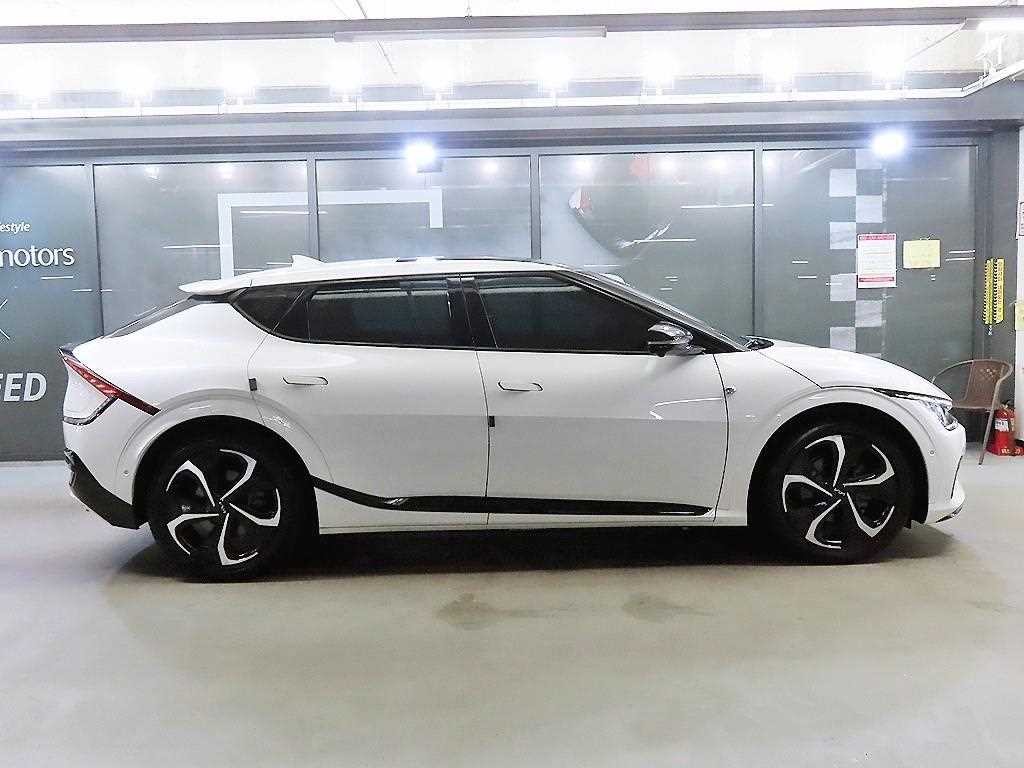 기아 EV6 롱레인지 AWD GT Line 이미지 3