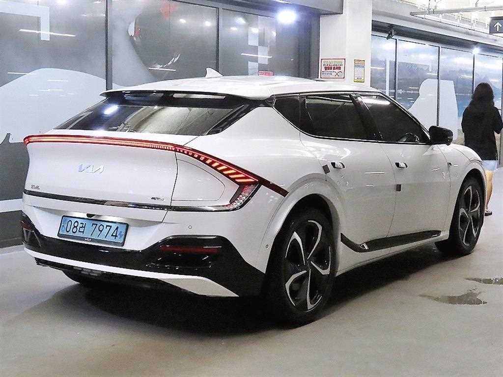 기아 EV6 롱레인지 AWD GT Line 이미지 4