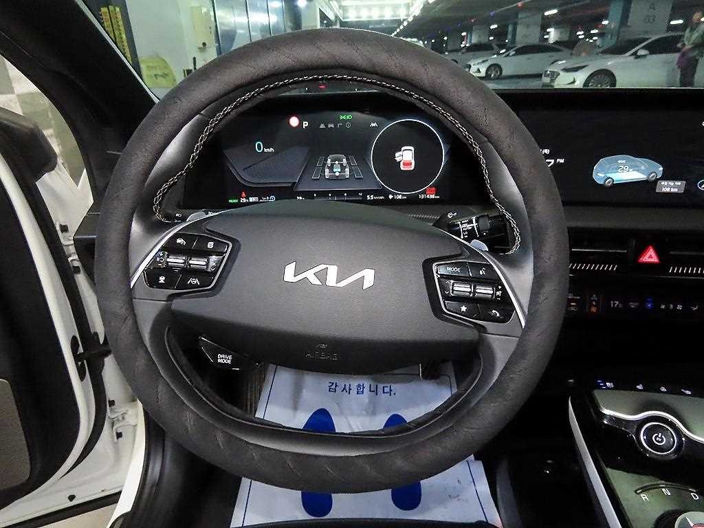 기아 EV6 롱레인지 AWD GT Line 이미지 8