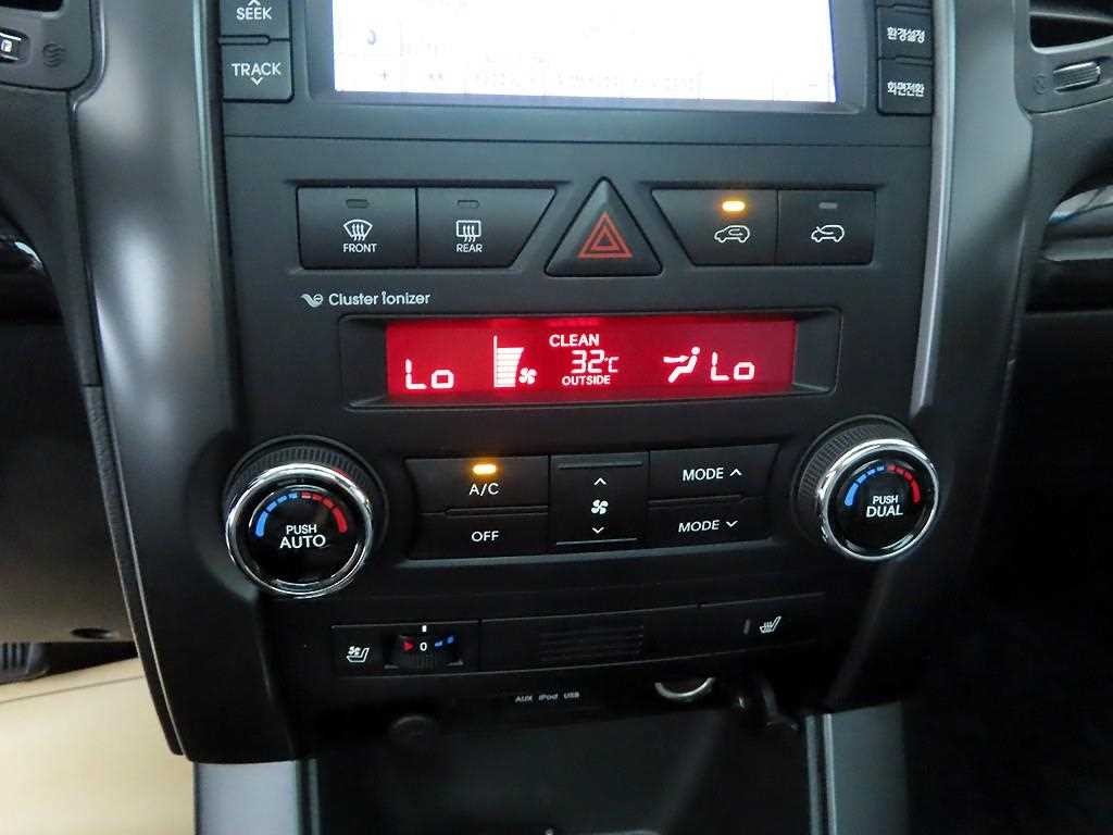기아 쏘렌토 쏘렌토 R 디젤 2WD 2.0 TLX 최고급형 이미지 10