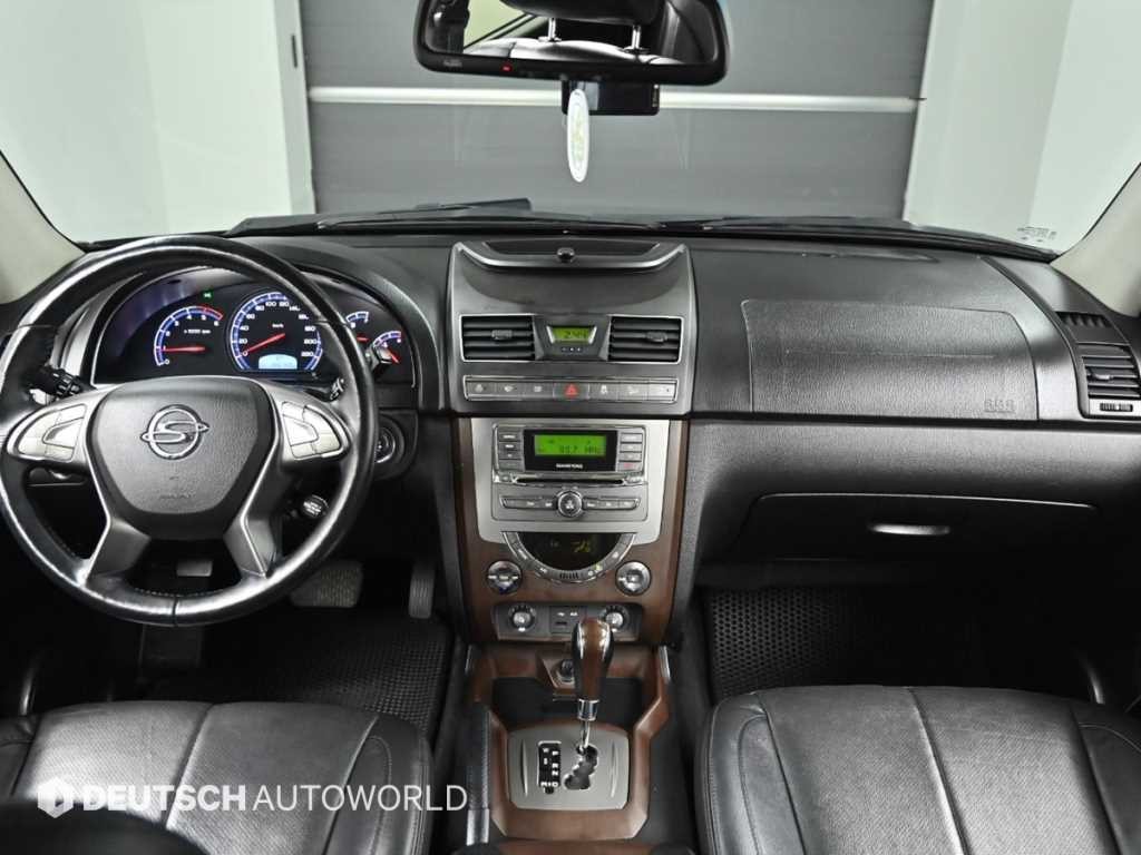 KG모빌리티(쌍용) 렉스턴 렉스턴W 2.0  4WD RX7 프레스티지 이미지 7