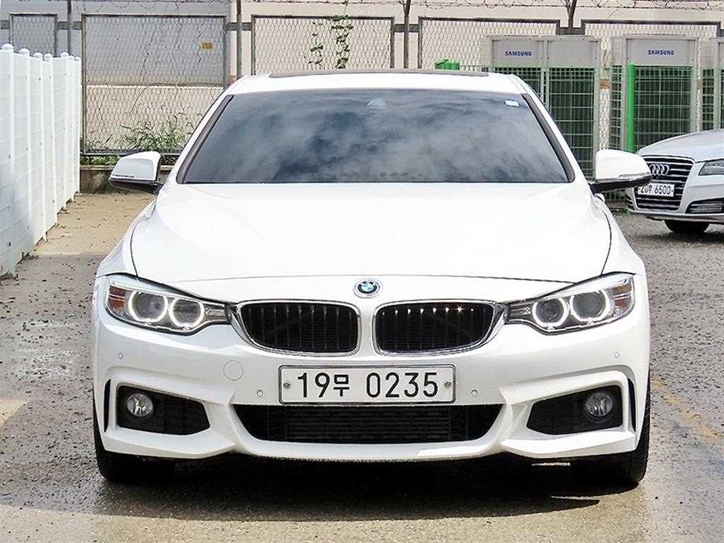 BMW 4시리즈 4시리즈 (F32) 420d xDRIVE 쿠페 M 스포츠 이미지 1