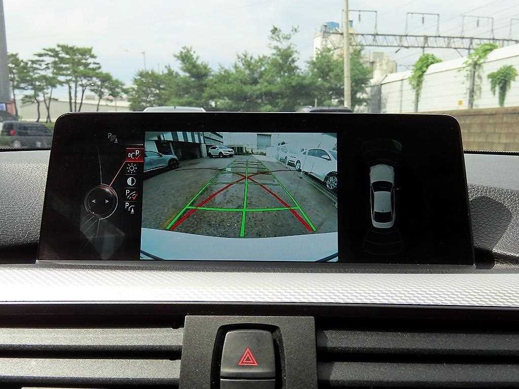 BMW 4시리즈 4시리즈 (F32) 420d xDRIVE 쿠페 M 스포츠 이미지 17