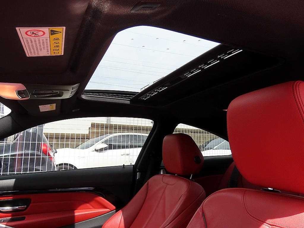 BMW 4시리즈 4시리즈 (F32) 420d xDRIVE 쿠페 M 스포츠 이미지 18