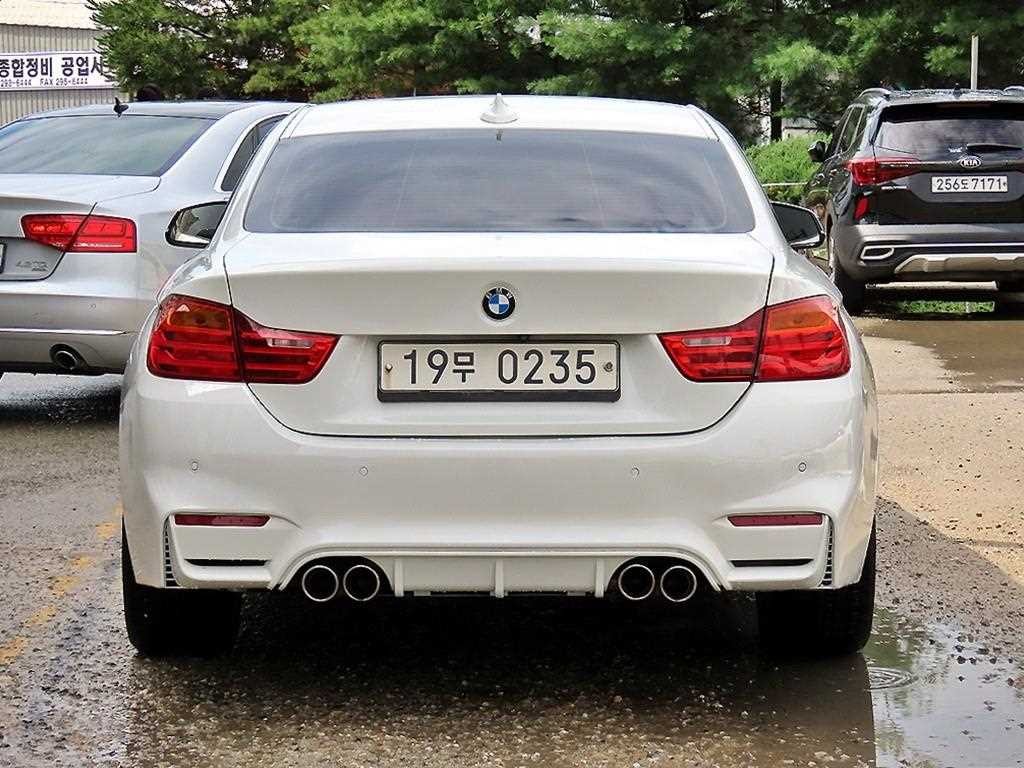 BMW 4시리즈 4시리즈 (F32) 420d xDRIVE 쿠페 M 스포츠 이미지 4