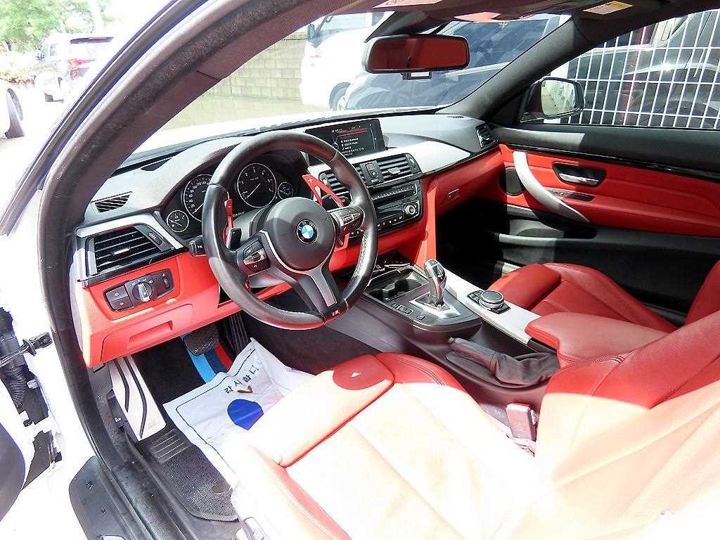 BMW 4시리즈 4시리즈 (F32) 420d xDRIVE 쿠페 M 스포츠 이미지 7