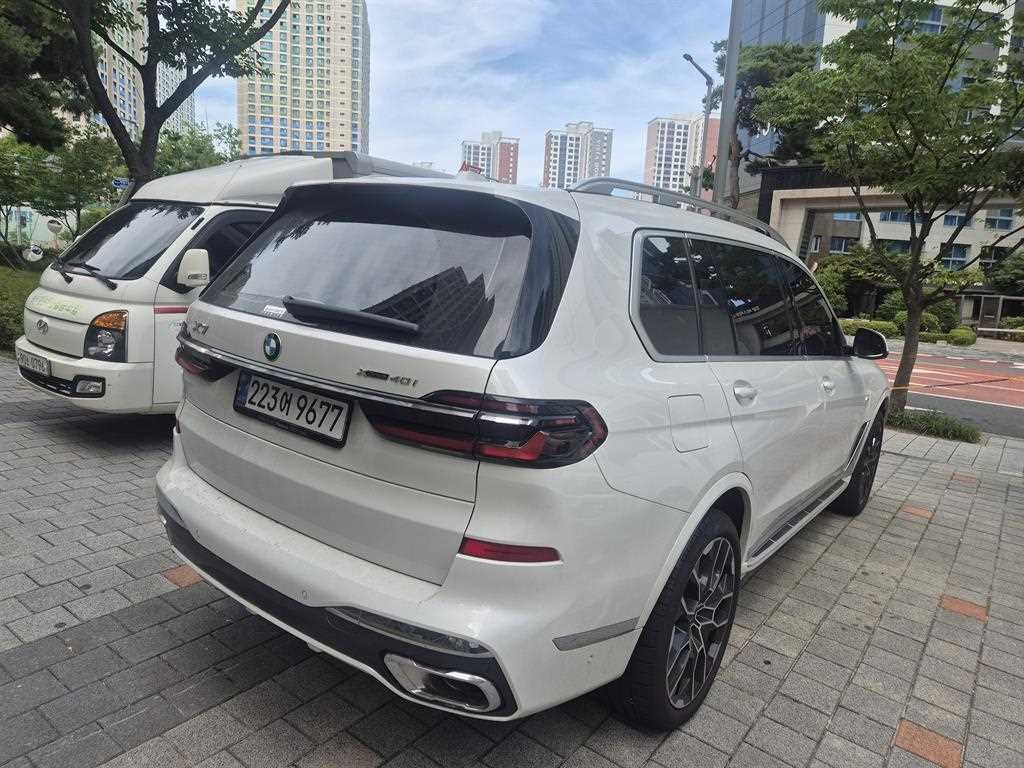 BMW X7 X7 (G07) xDrive 40i M 스포츠 이미지 3
