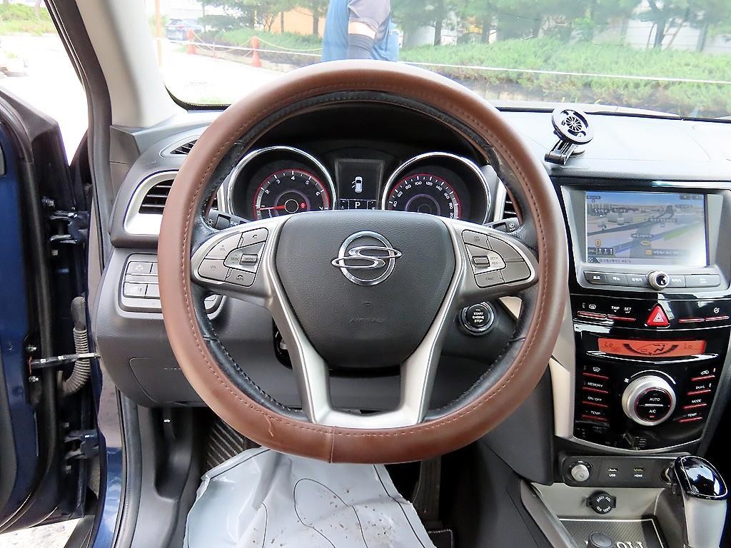 KG모빌리티(쌍용) 티볼리 가솔린 2WD 1.6 LX 이미지 8