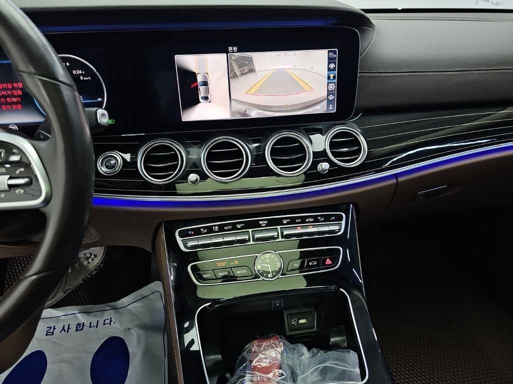 벤츠 E 클래스 E-클래스 W213 E450 4MATIC 익스클루시브 이미지 10