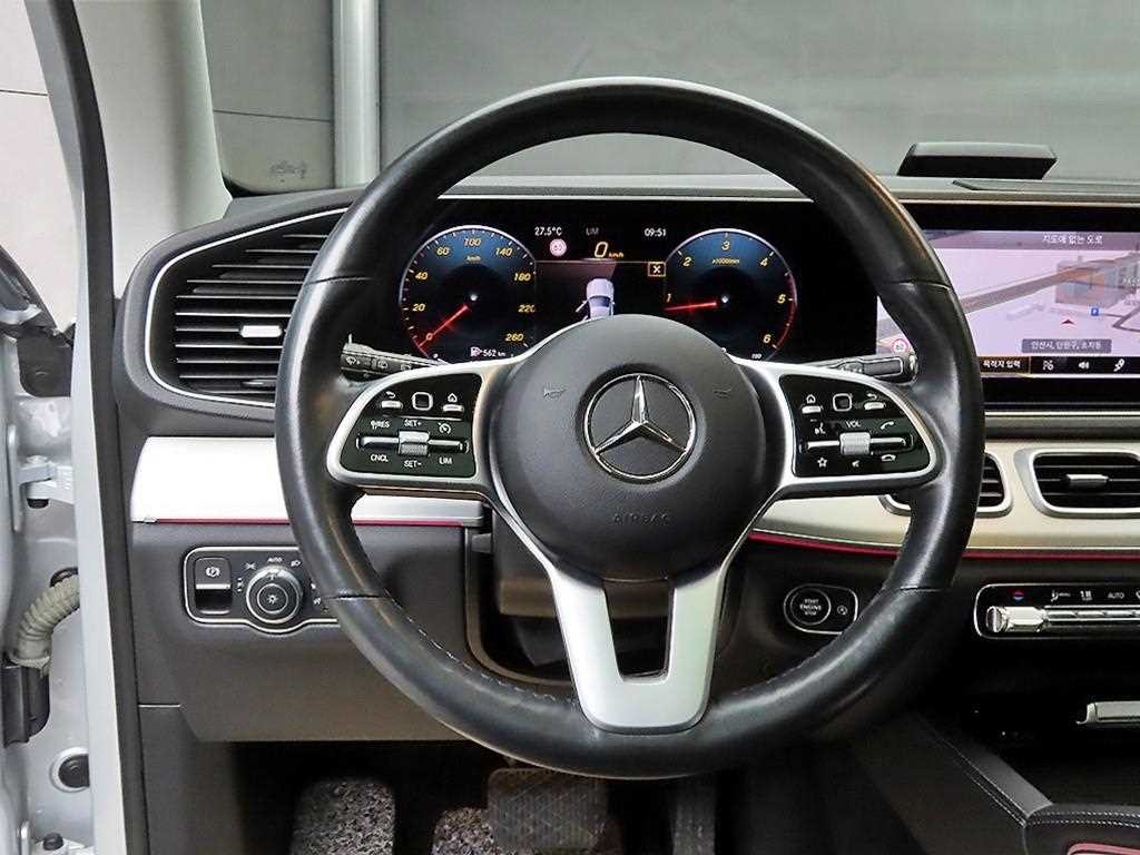 벤츠 GLE 클래스 GLE 클래스 W167 GLE 300d 4MATIC 이미지 9