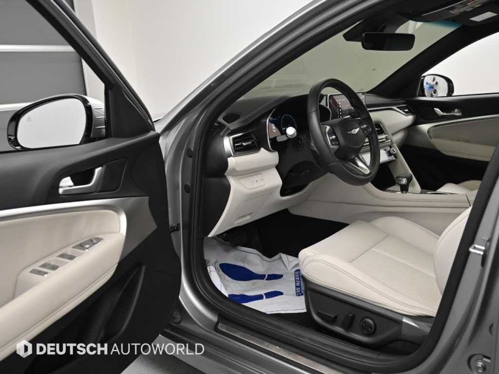 제네시스 G70 더 뉴 G70 가솔린 2.5T 2WD 기본형 이미지 11