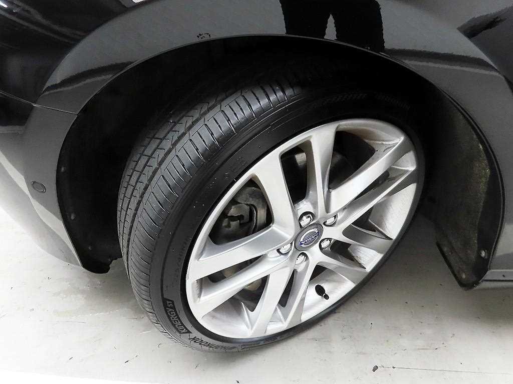 볼보 V40 D4 이미지 19