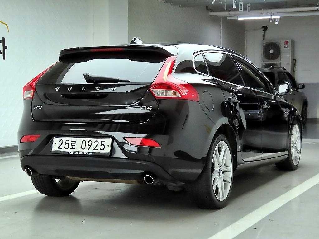 볼보 V40 D4 이미지 4
