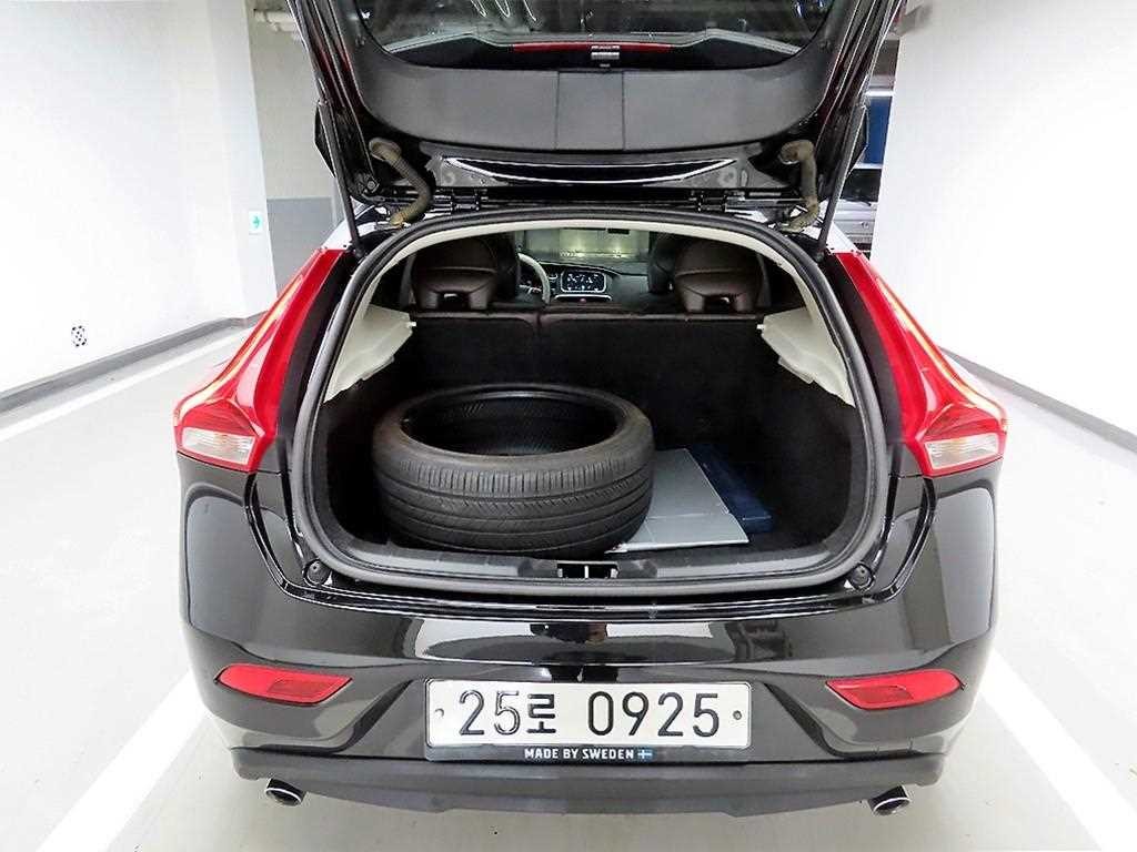 볼보 V40 D4 이미지 5
