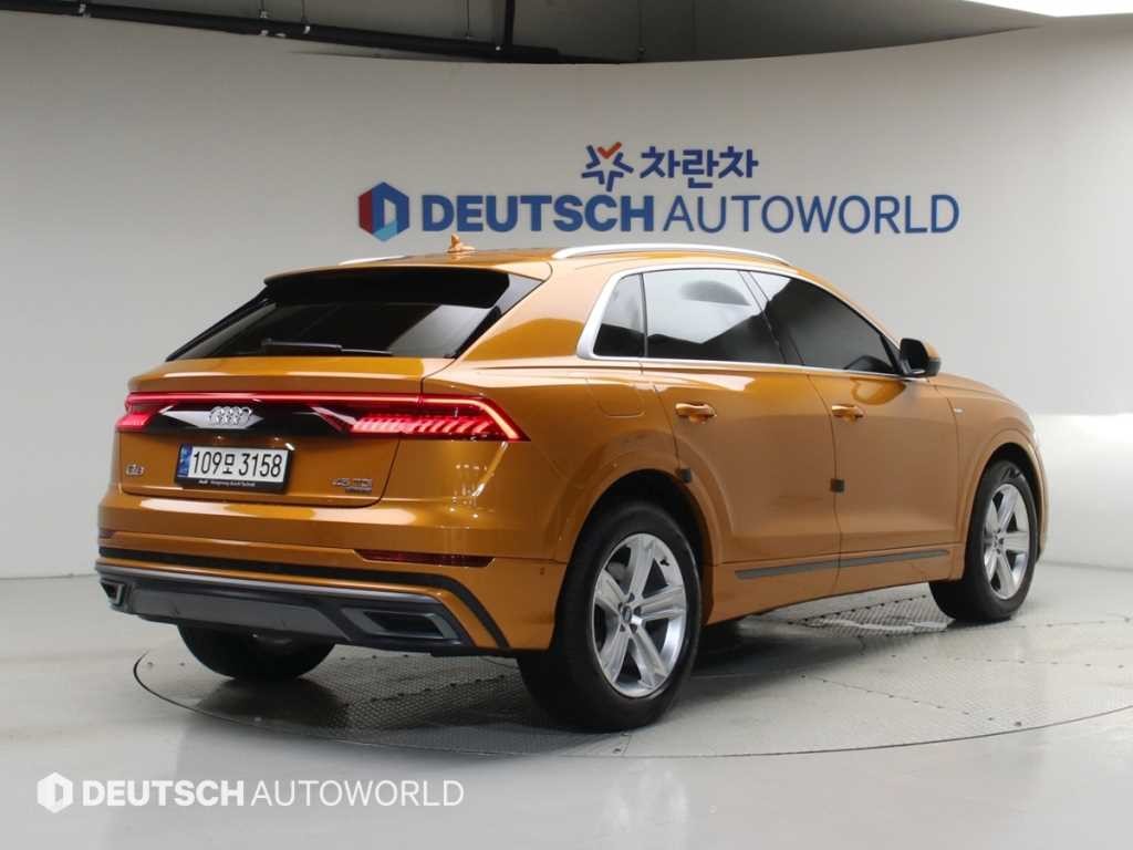 아우디 Q8 45 TDI 콰트로 프리미엄 이미지 2