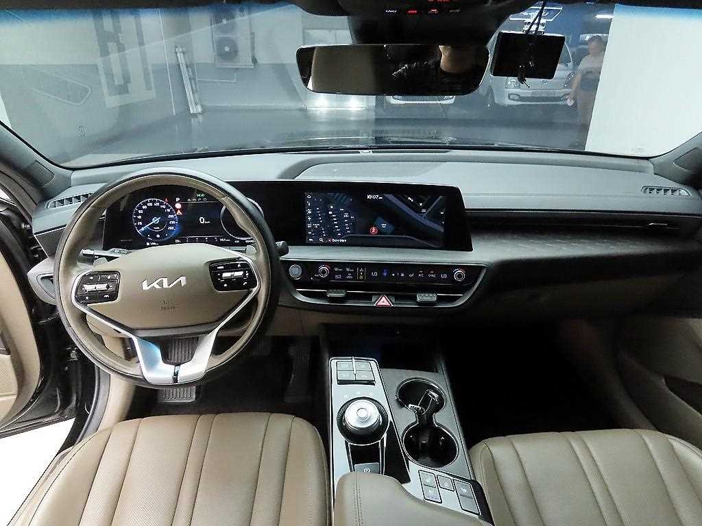기아 K8 2.5 2WD 노블레스 라이트 이미지 8