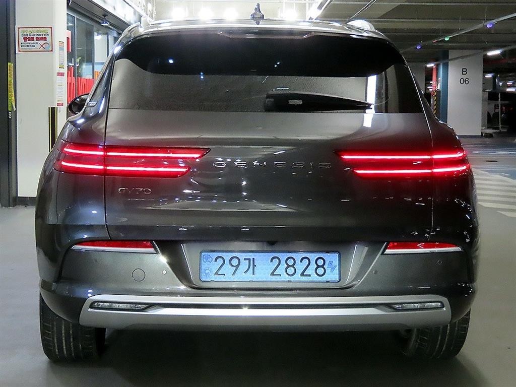 제네시스 GV70 일렉트리파이드 GV70 e-AWD 이미지 5