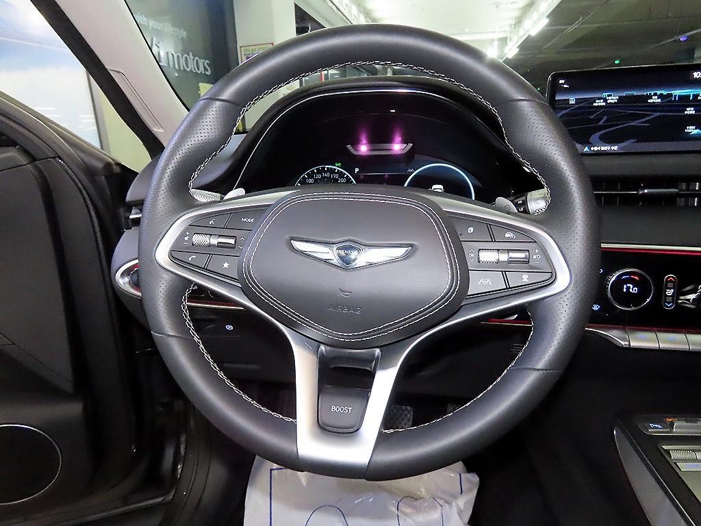 제네시스 GV70 일렉트리파이드 GV70 e-AWD 이미지 8