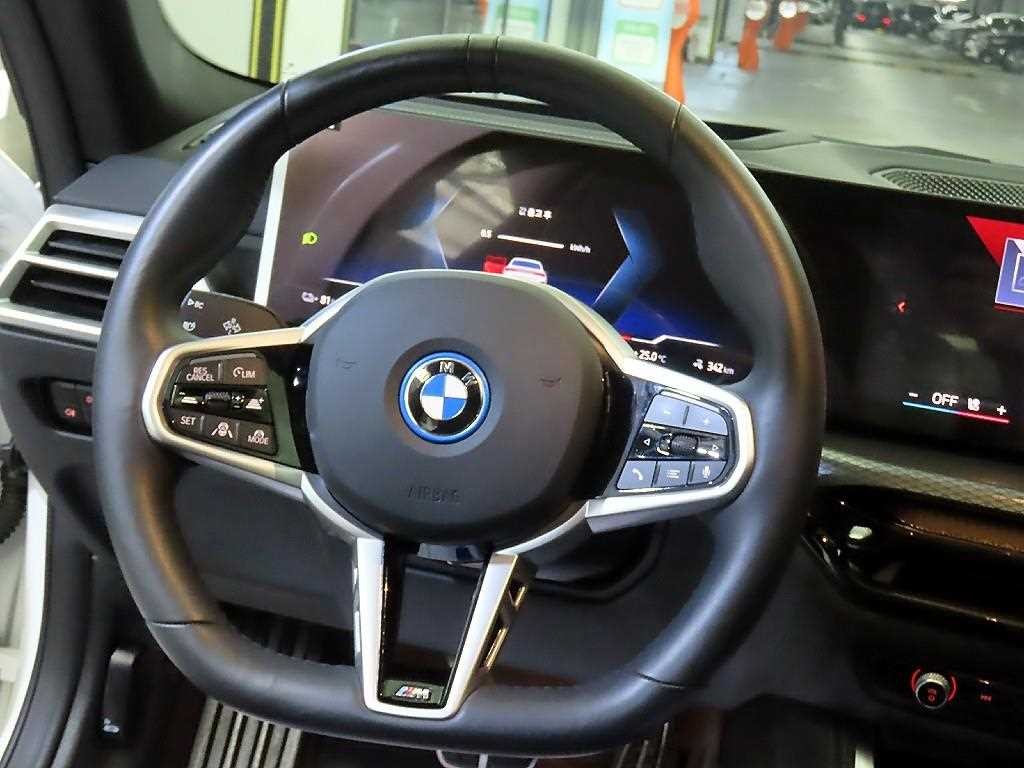 BMW i4 eDrive 40 M 스포츠 프로 이미지 8