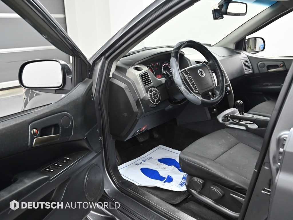 KG모빌리티(쌍용) 코란도 코란도스포츠 디젤 4WD CX7 클럽 이미지 11