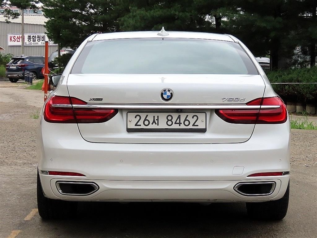 BMW 7시리즈 7시리즈 (G11) 730d xDrive 이미지 4