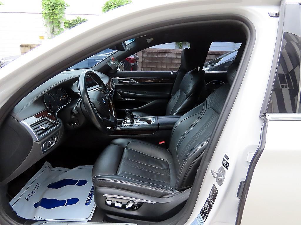 BMW 7시리즈 7시리즈 (G11) 730d xDrive 이미지 5