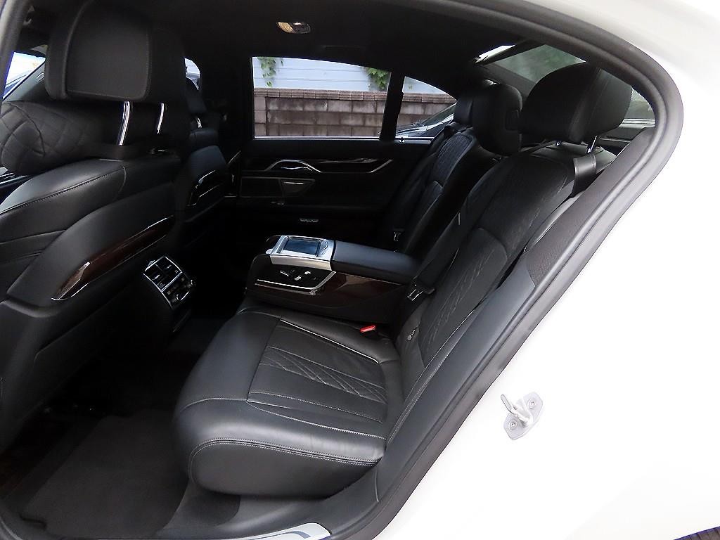 BMW 7시리즈 7시리즈 (G11) 730d xDrive 이미지 6