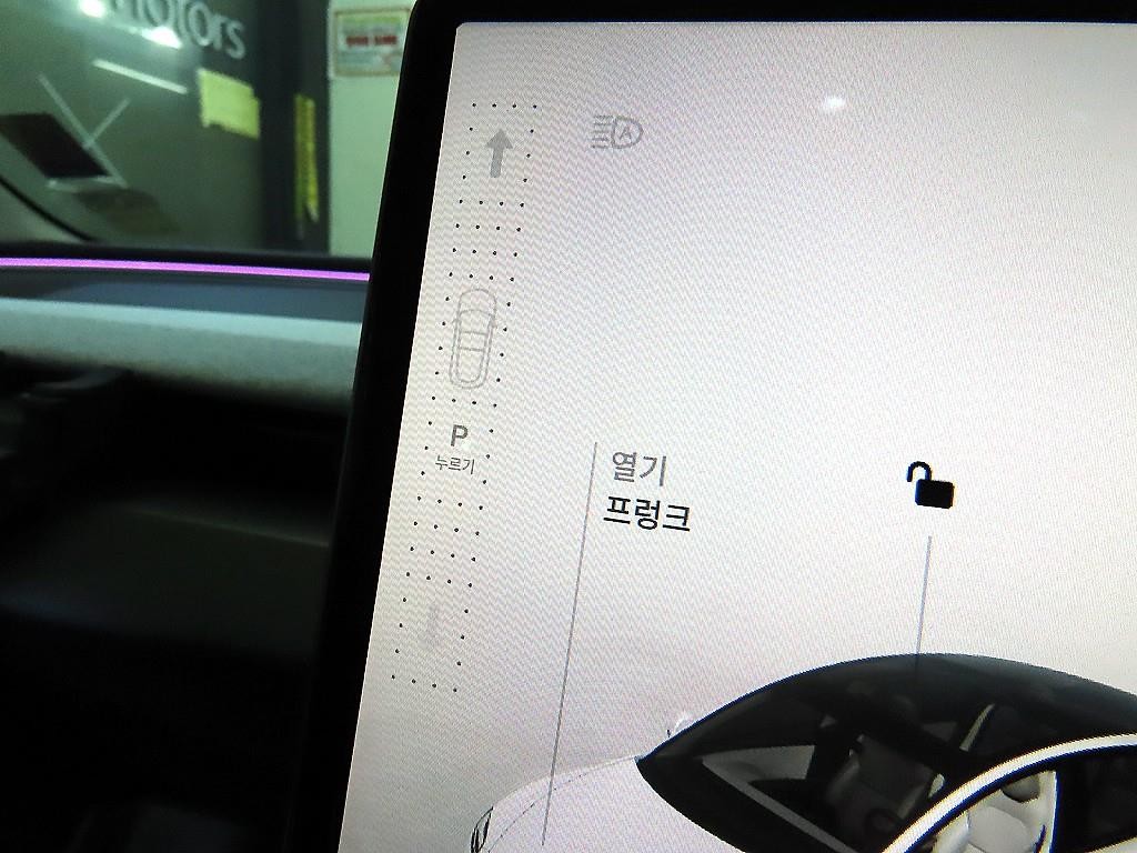 테슬라 모델 3 RWD 이미지 12
