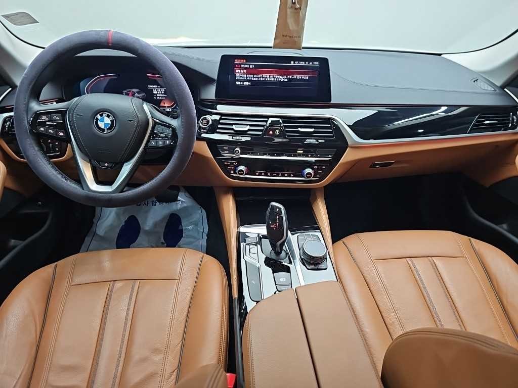 BMW 5시리즈 5시리즈 (G30) 520i 럭셔리 이미지 7