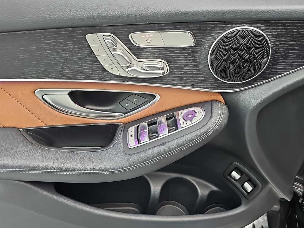 벤츠 GLC 클래스 GLC클래스 X253 GLC 300 e 4MATIC 쿠페 이미지 17