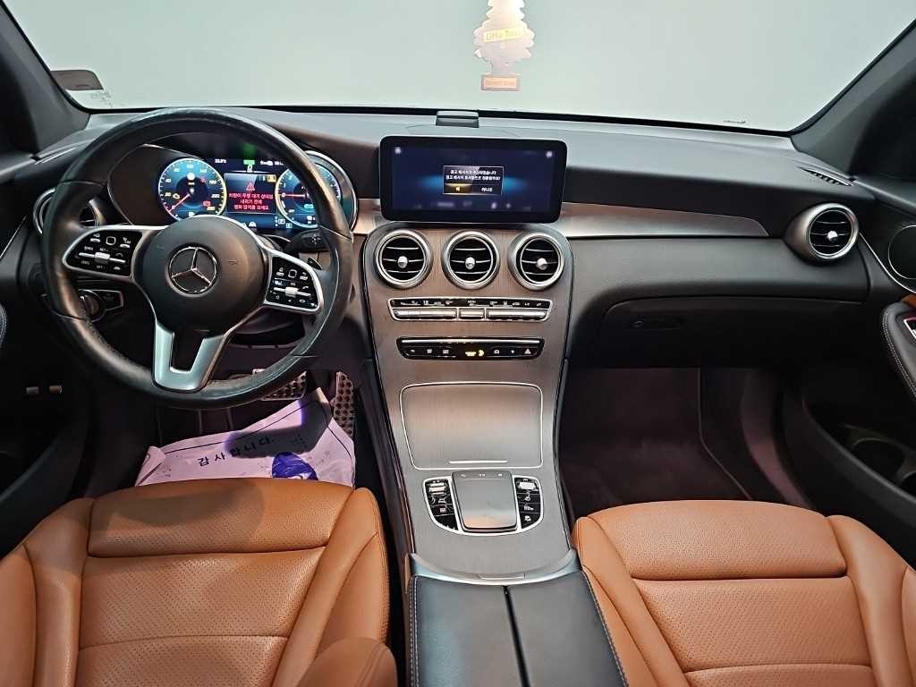 벤츠 GLC 클래스 GLC클래스 X253 GLC 300 e 4MATIC 쿠페 이미지 7