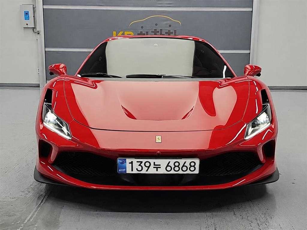 페라리 F8 F8 스파이더 3.9 V8 이미지 2