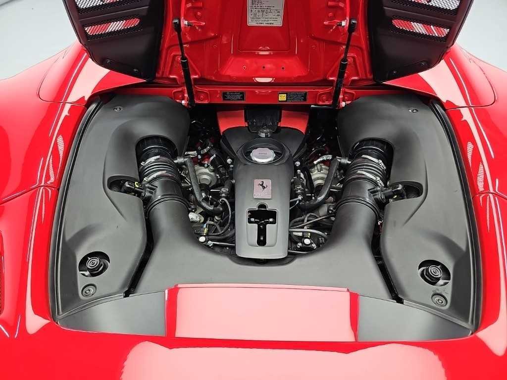 페라리 F8 F8 스파이더 3.9 V8 이미지 5