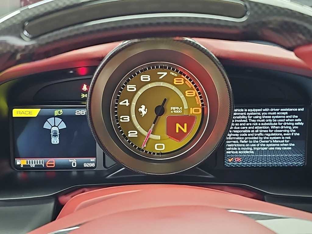 페라리 F8 F8 스파이더 3.9 V8 이미지 6