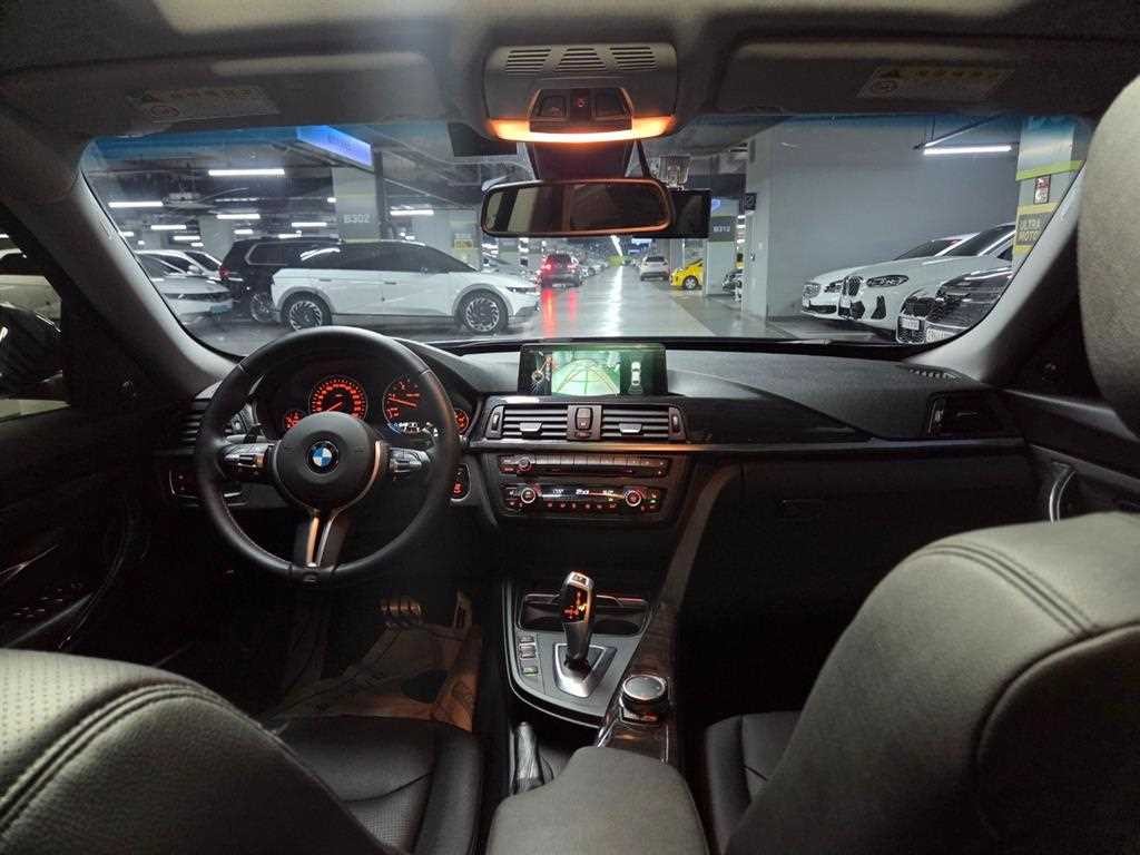 BMW 그란투리스모 3시리즈 GT (F34) GT 320D xDrive 이미지 17