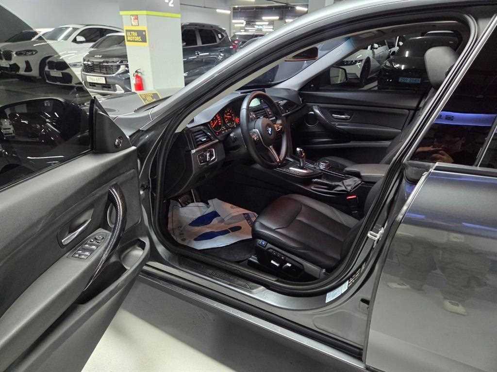 BMW 그란투리스모 3시리즈 GT (F34) GT 320D xDrive 이미지 5