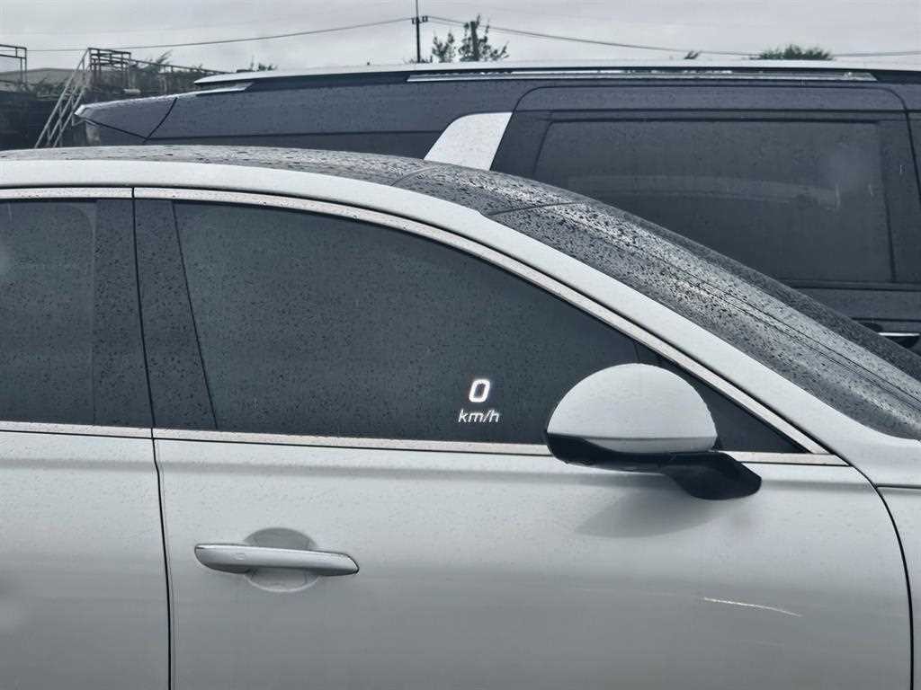 벤츠 GLC 클래스 GLC클래스 X253 GLC 300 4MATIC AMG LINE 쿠페 이미지 6
