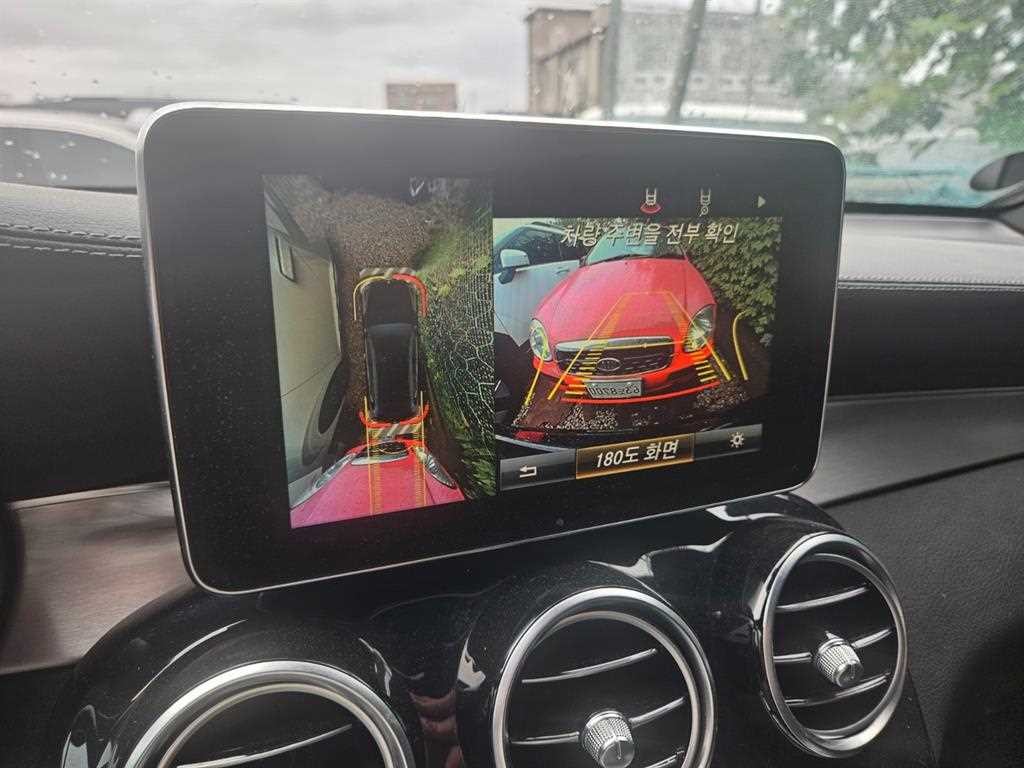 벤츠 GLC 클래스 GLC클래스 X253 GLC 300 4MATIC AMG LINE 쿠페 이미지 7