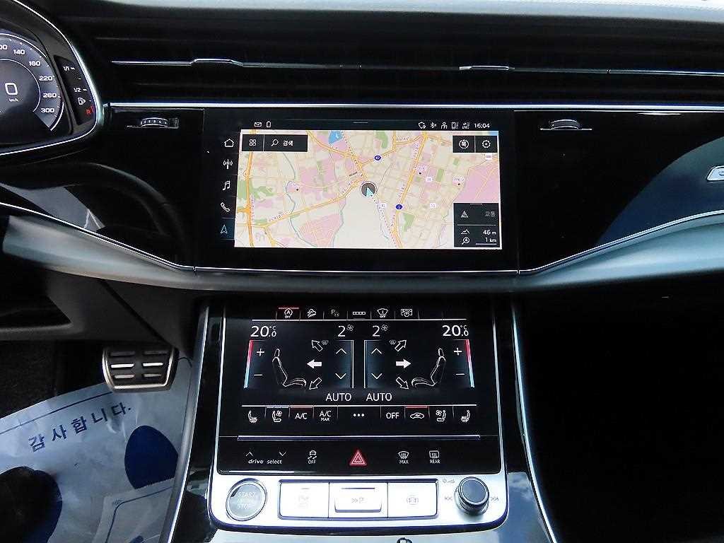 아우디 Q8 55 TFSI 콰트로 프리미엄 이미지 12