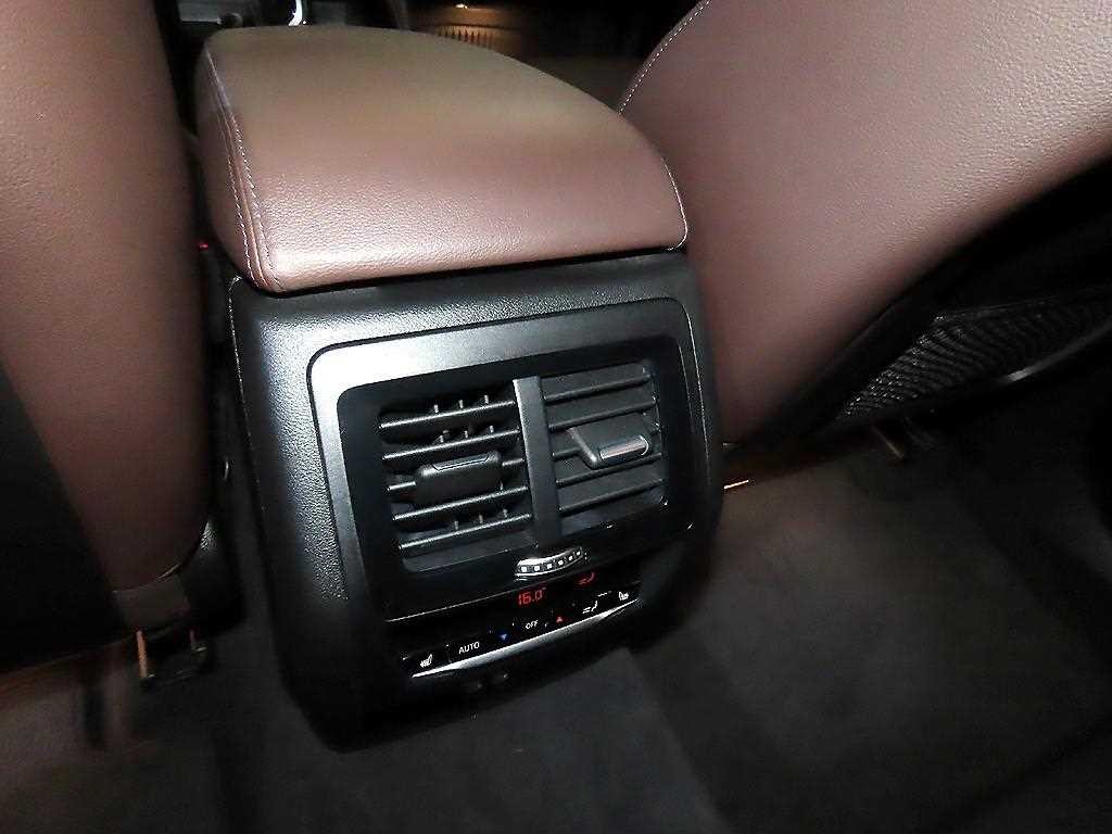 BMW X4 X4 (G02) xDrive 20i M 스포츠 X 온라인 익스클루시브 에디션 이미지 15
