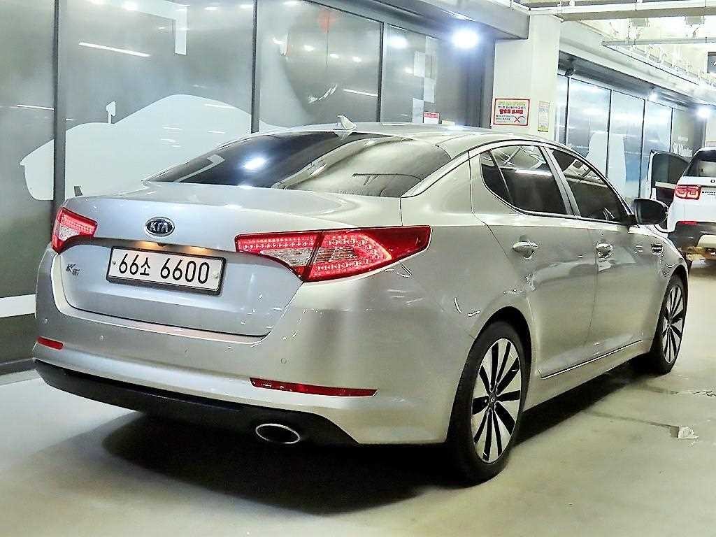 기아 K5 2.0 프레스티지 브라운 이미지 4