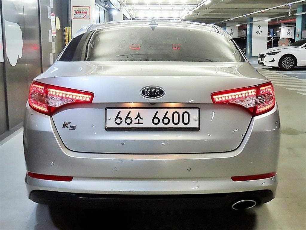 기아 K5 2.0 프레스티지 브라운 이미지 5